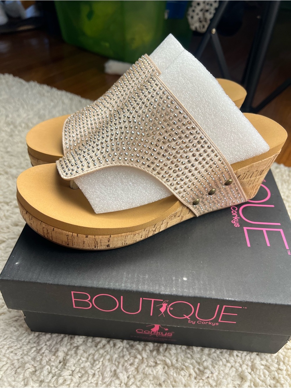 Boutique by CORKYS style Flirty size 8 NIB